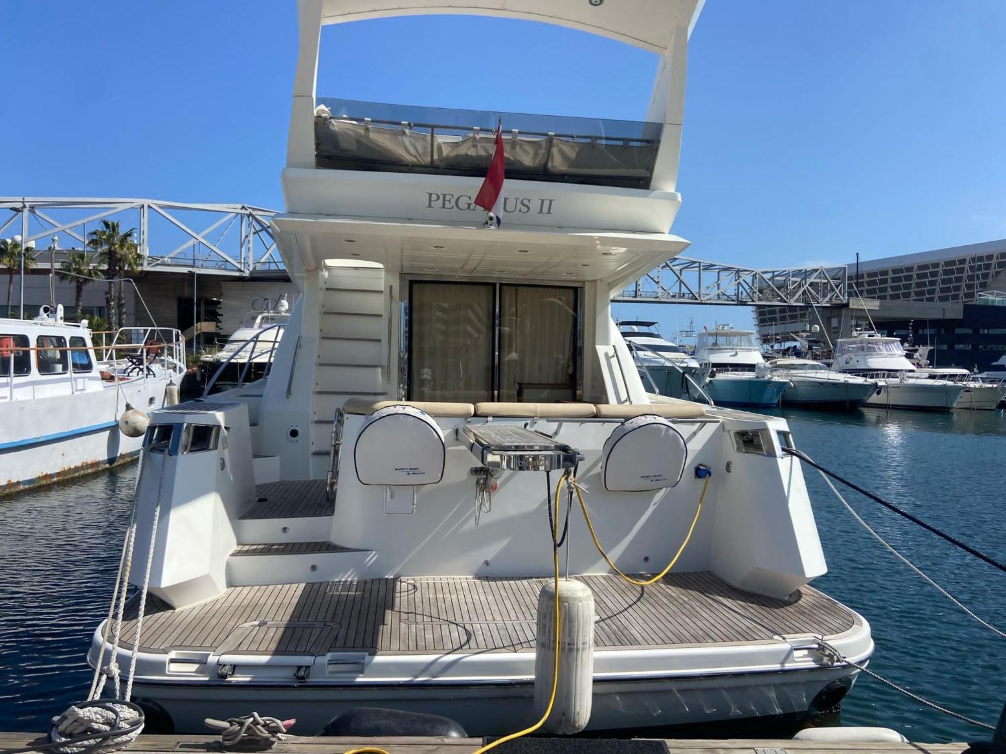 Yacht Pegasus II Hotel Barcelona Buitenkant foto
